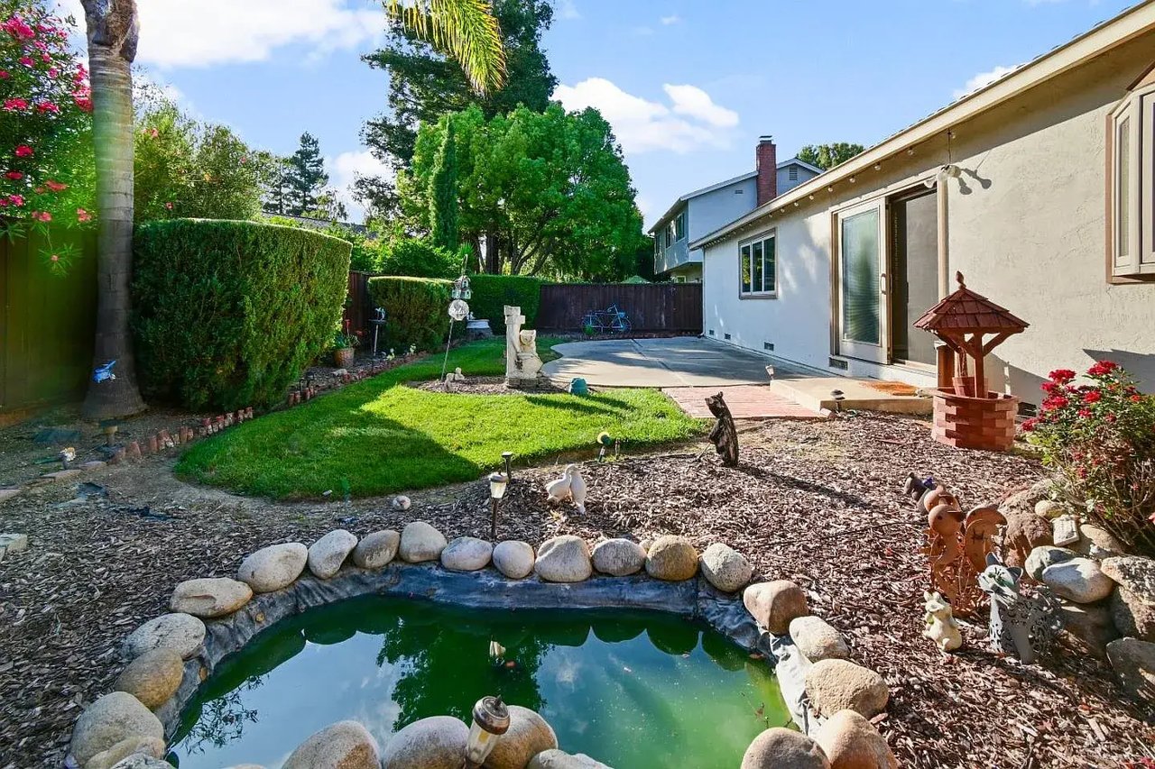 4618 Del Valle Pkwy
