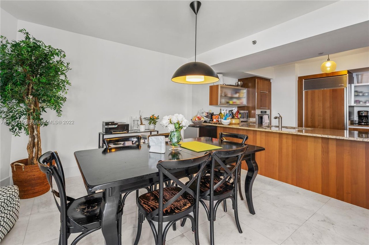 17201 Collins Ave #3708 Sunny Isles FL