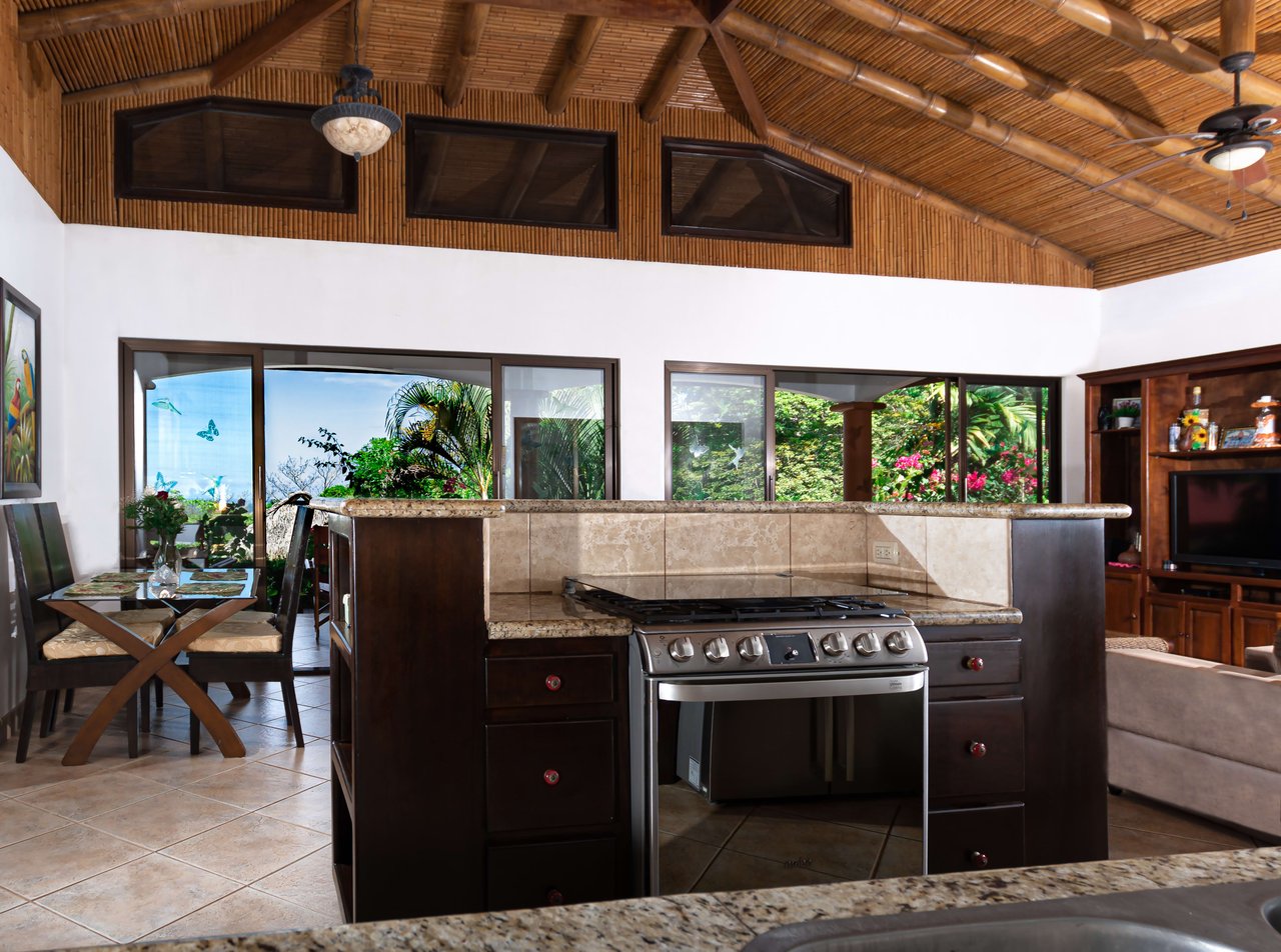 Stunning Ocean View Sanctuary Home in Chontales