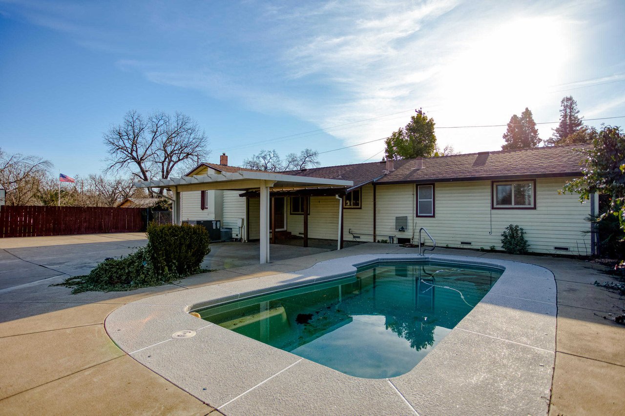 5858 Deschutes Rd