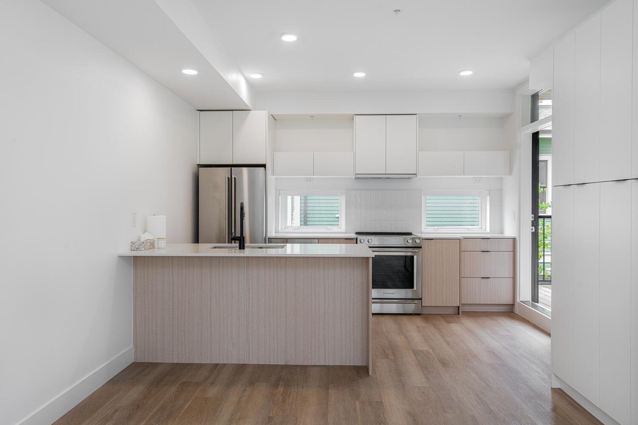 119-1306 Laval Square