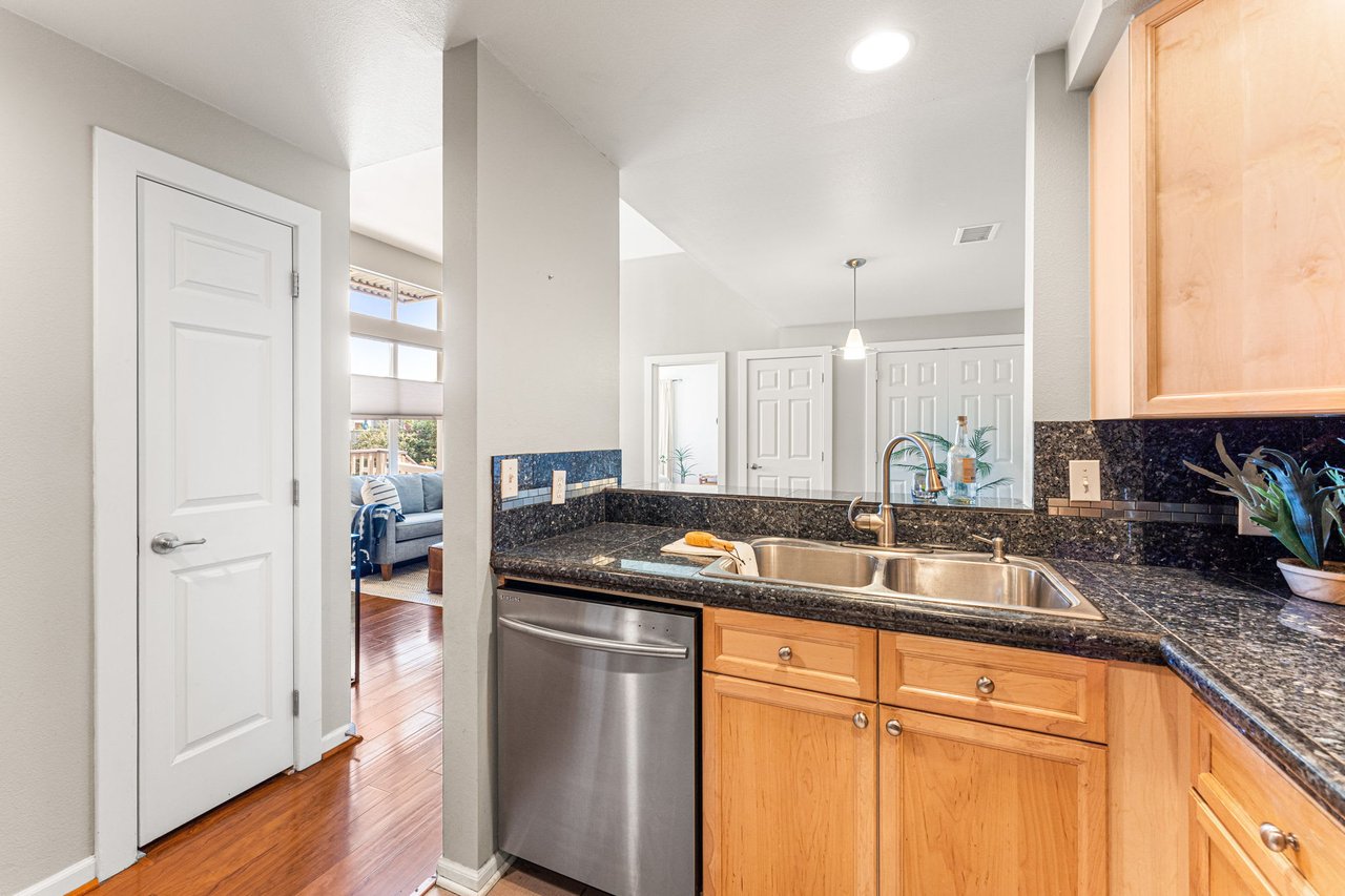 2808 Syracuse Street Unit 216