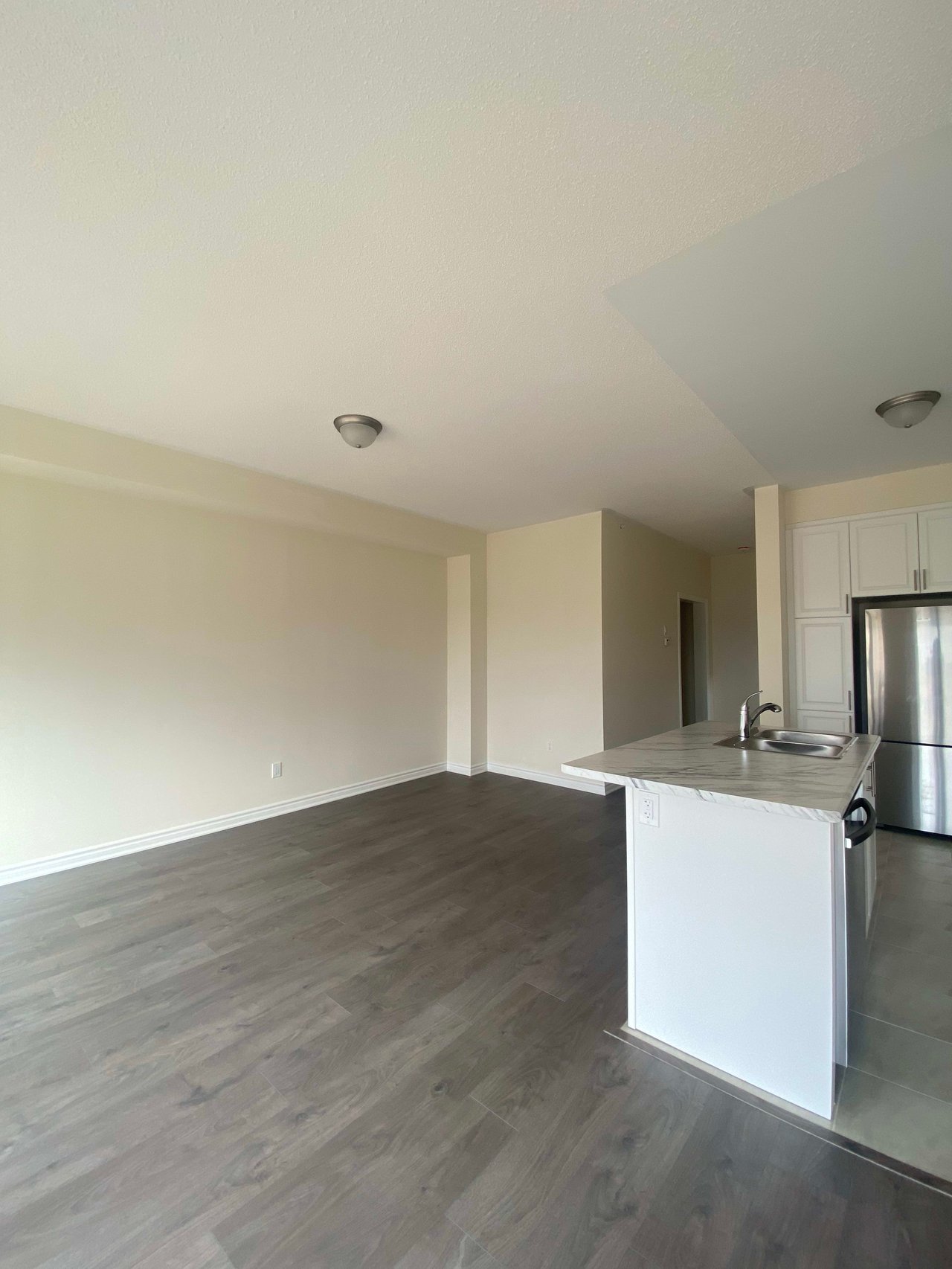 70 Sapphire Way
