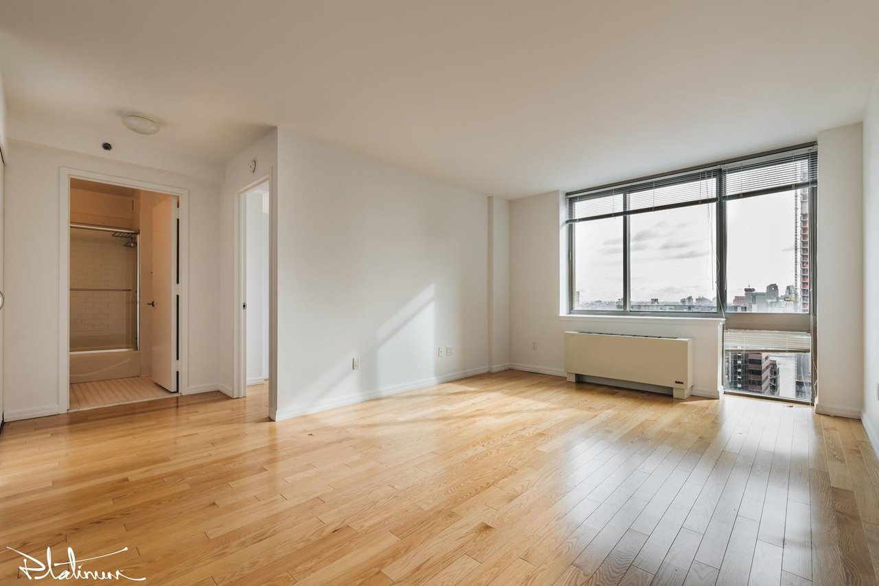 2 Gold Street, Apt 3913