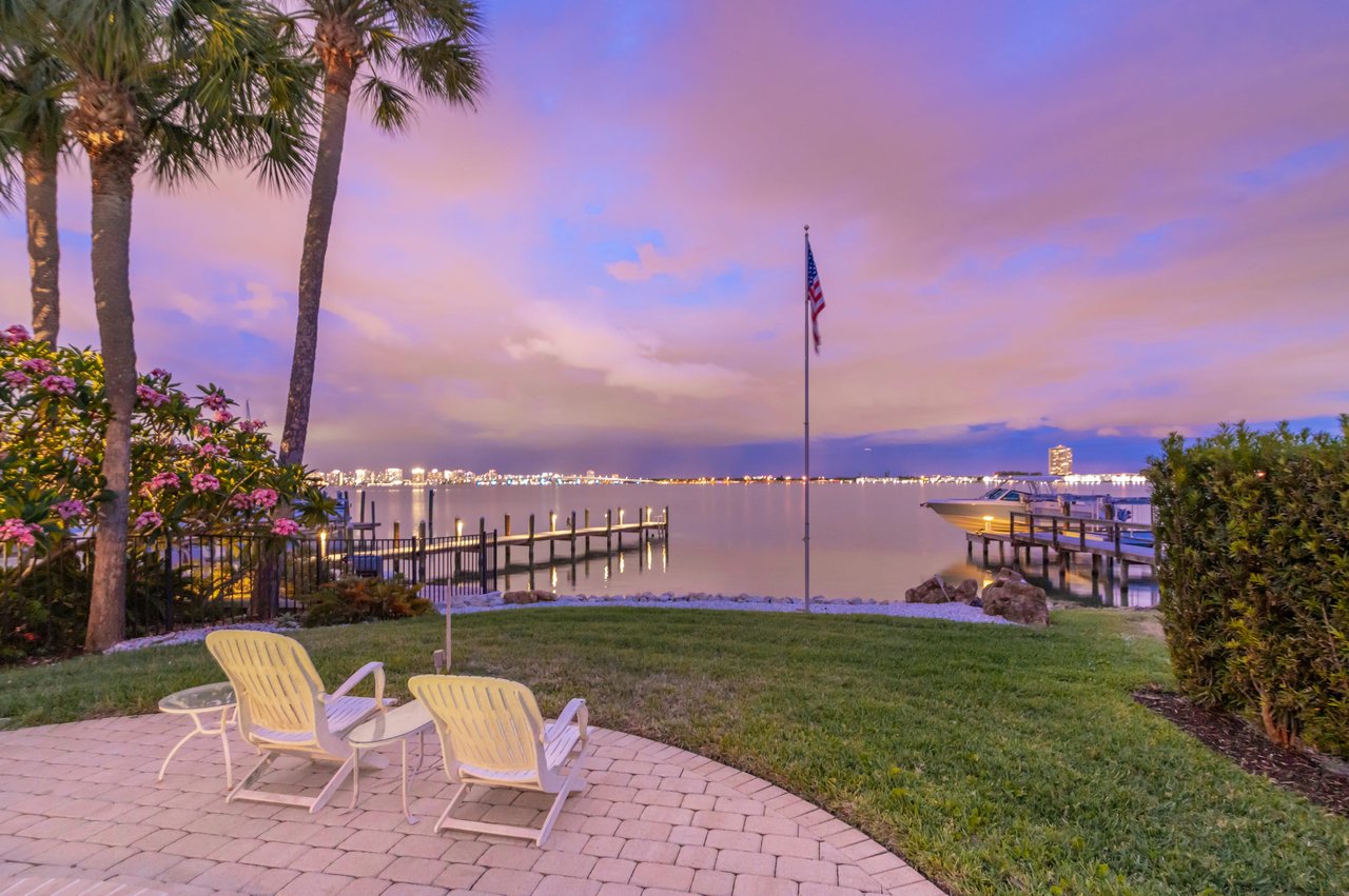 Prestigious Address in Lido Shores