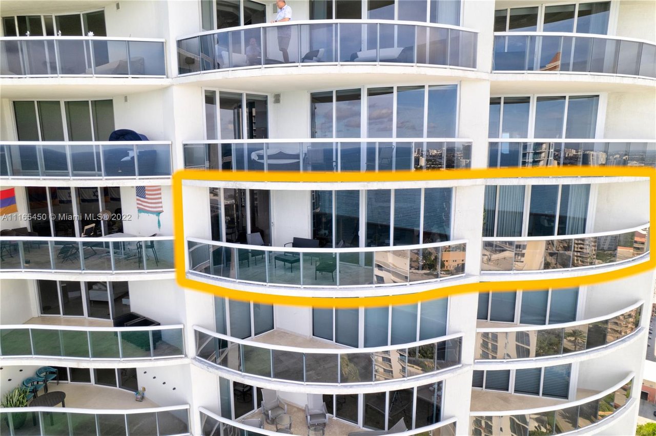 17201 Collins Ave #3708 Sunny Isles FL