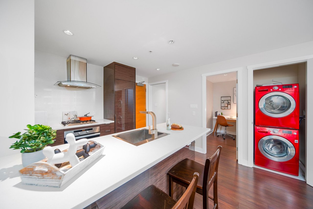 808-1777 W 7th Ave