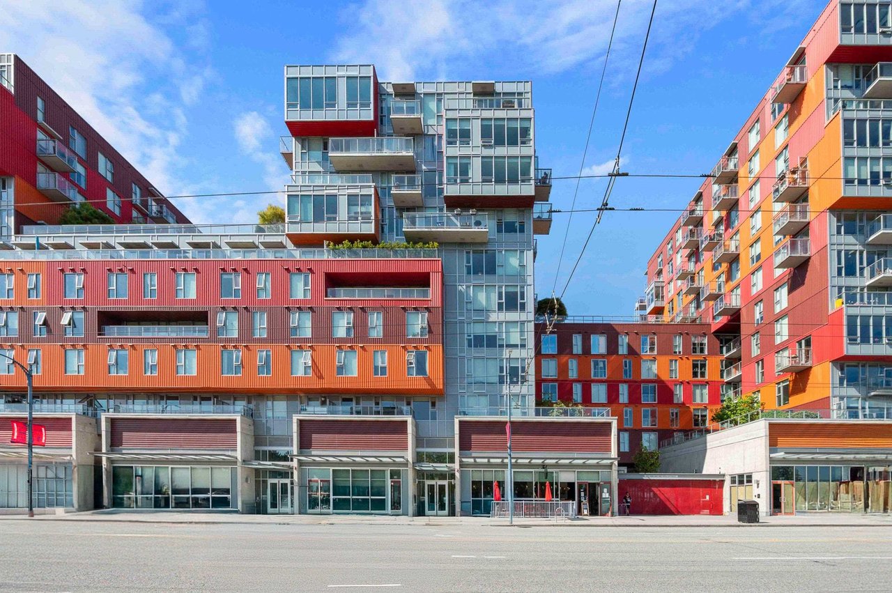 356-955 E Hastings St
