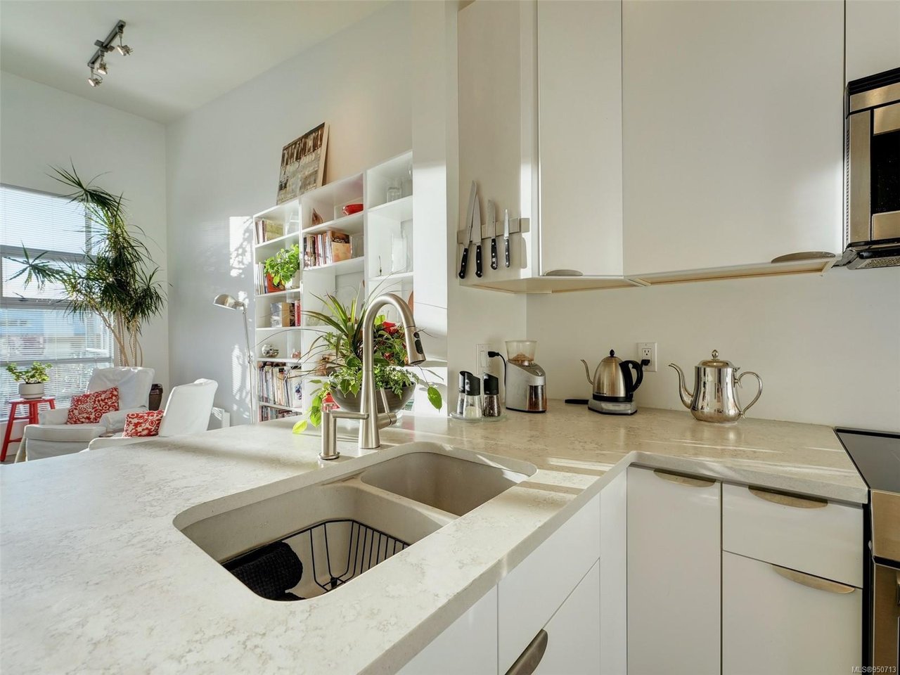407-797 Tyee Rd