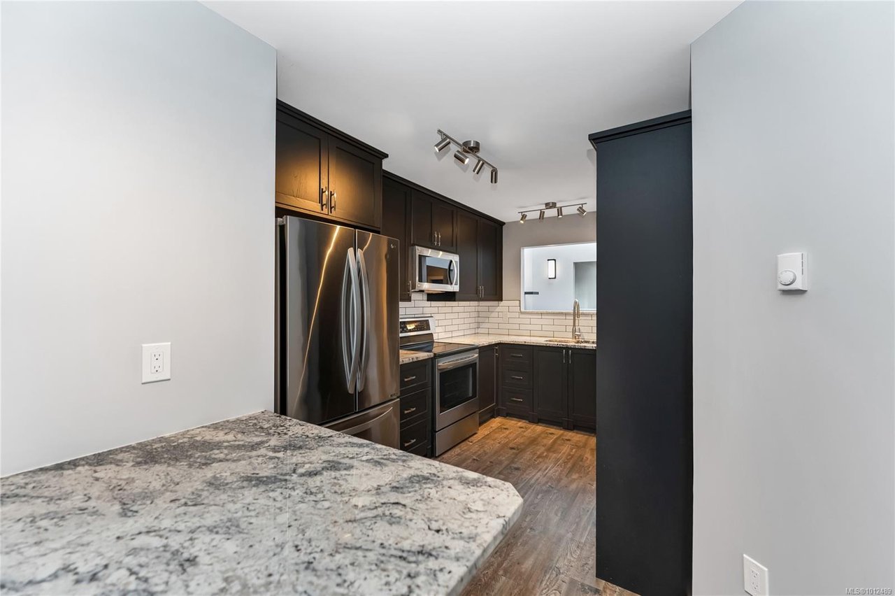15-4125 Interurban Rd