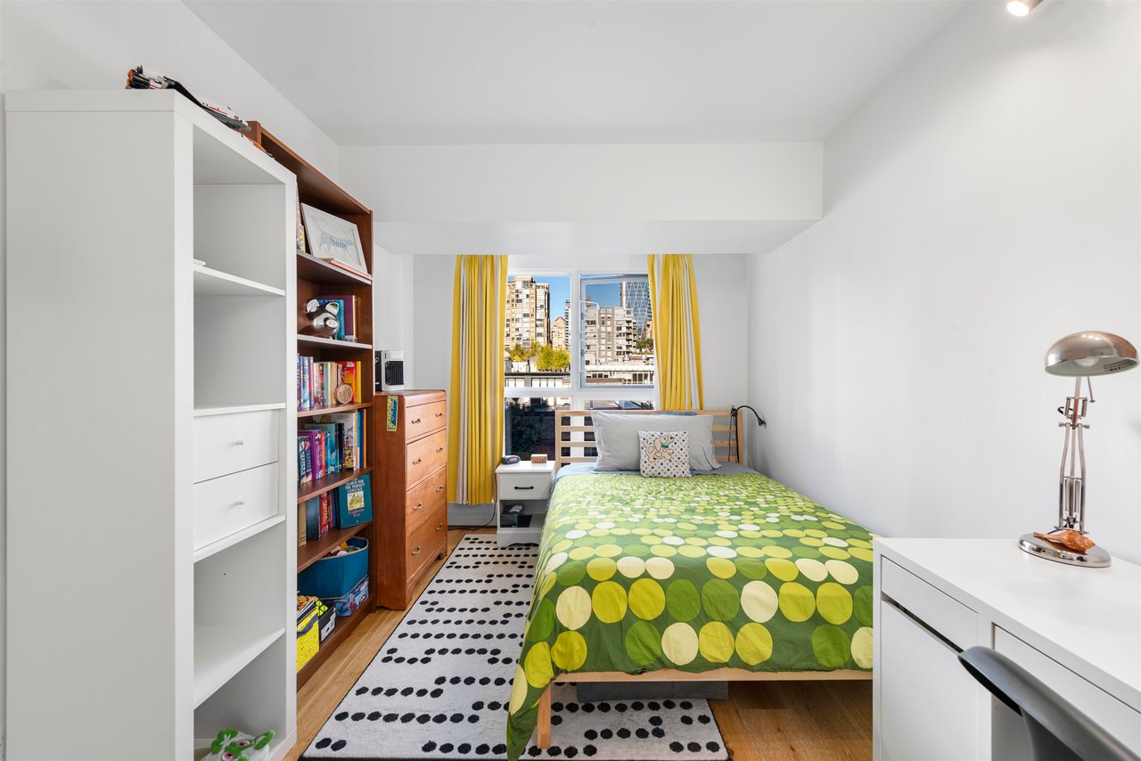 903-238 Alvin Narod Mews