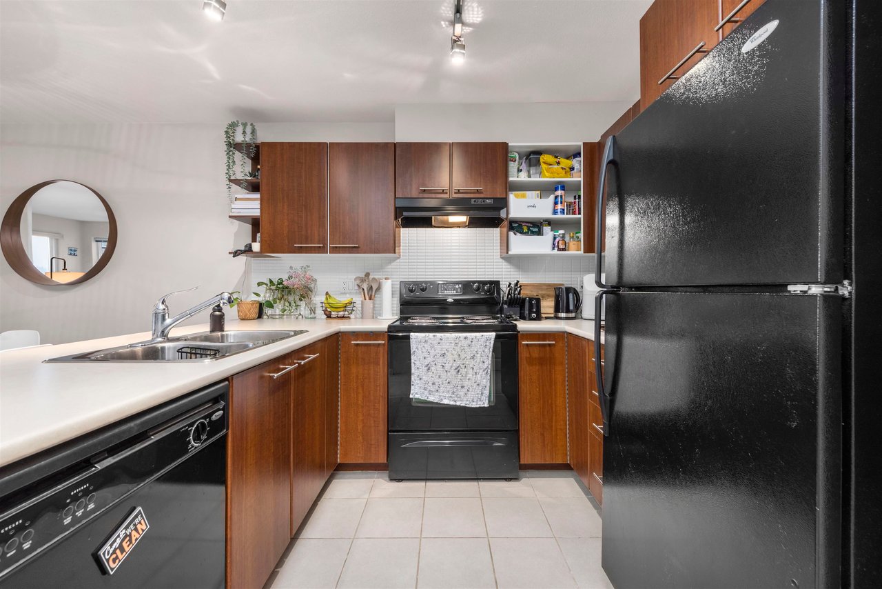 204-4788 Brentwood Dr
