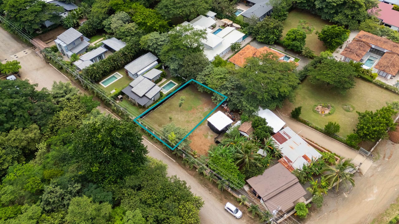  La Norma Lot 2B | Home construction site for sale near the coast in playa Tamarindo!