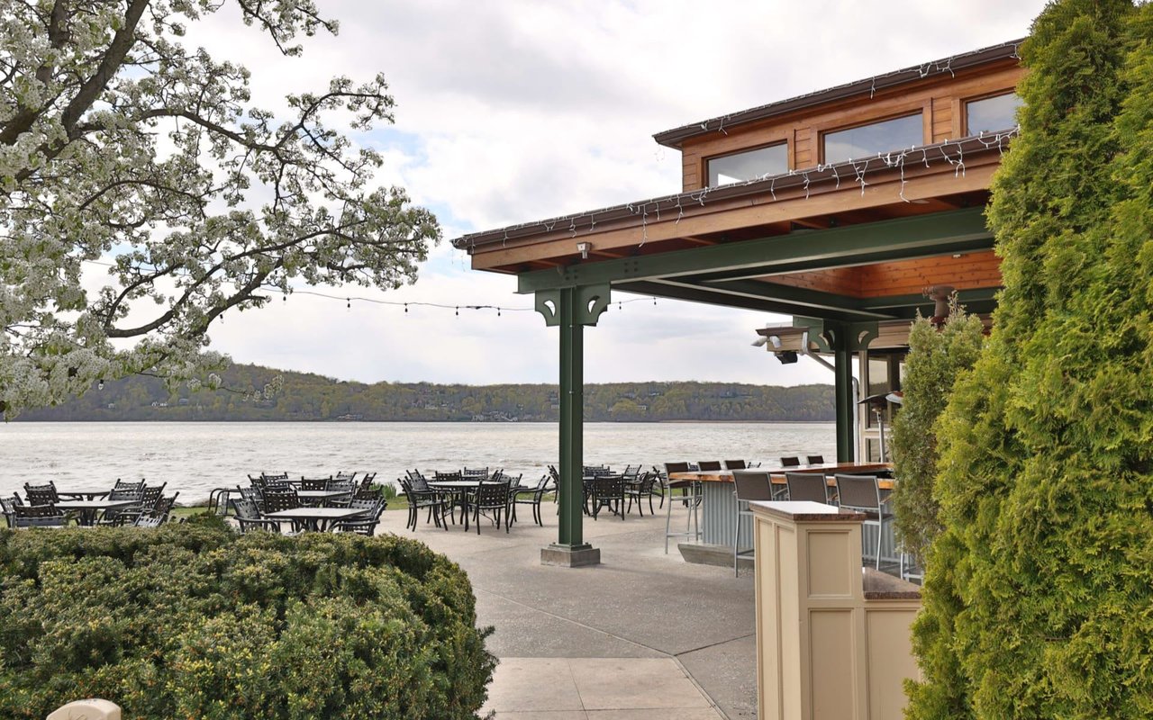 Dobbs Ferry