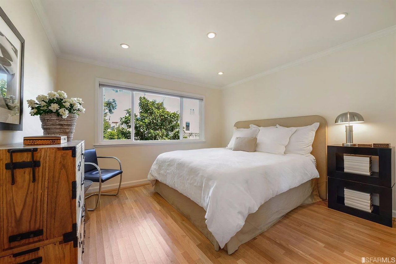 280 28th St Apt 1