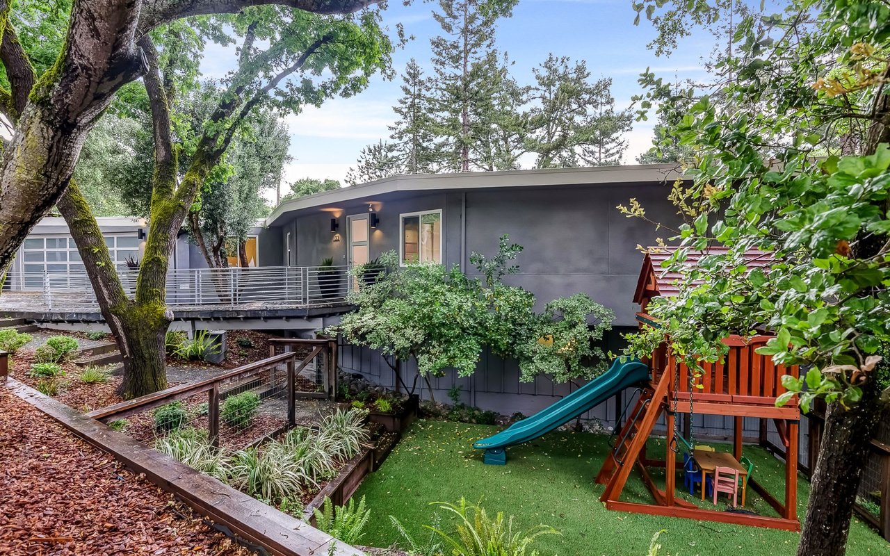 23 Oak Rd