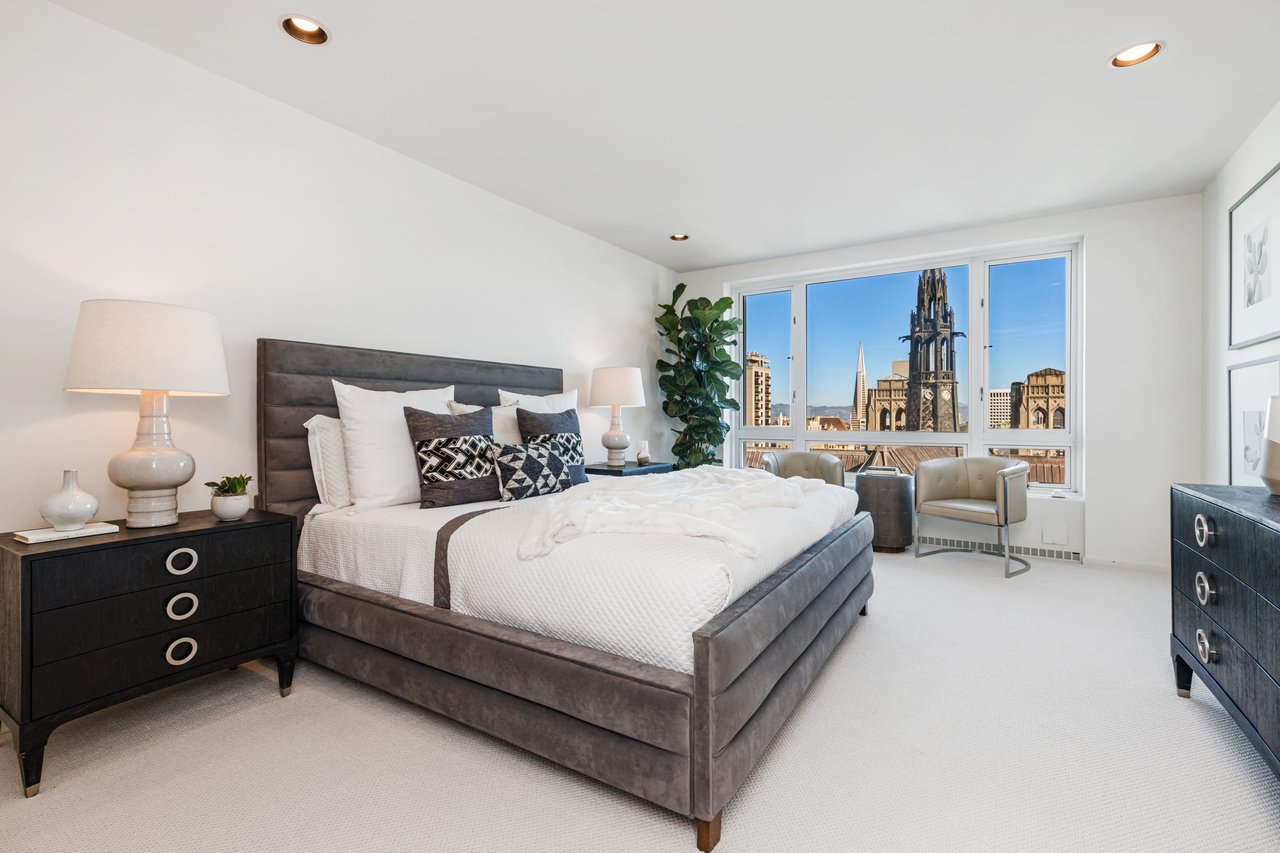 Elegance and Iconic Views on Nob Hill