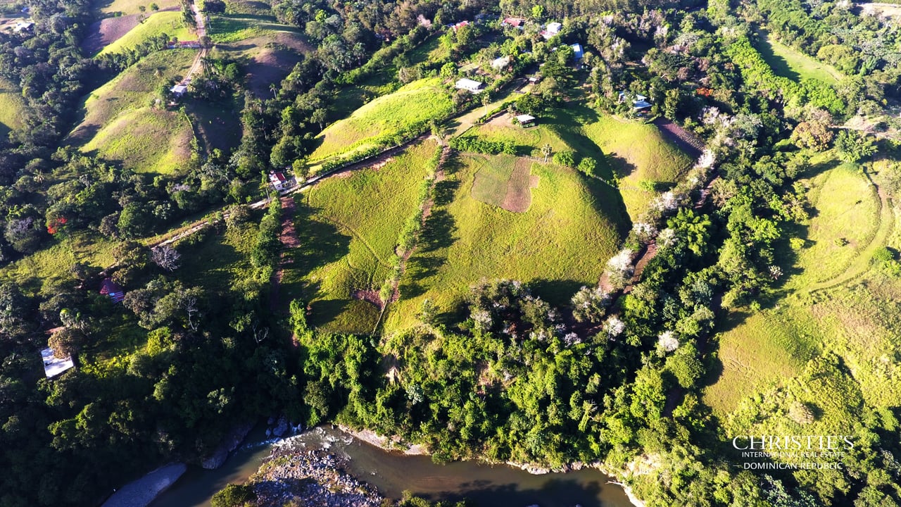 Luxury Mountain Ranch in Jarabacoa
