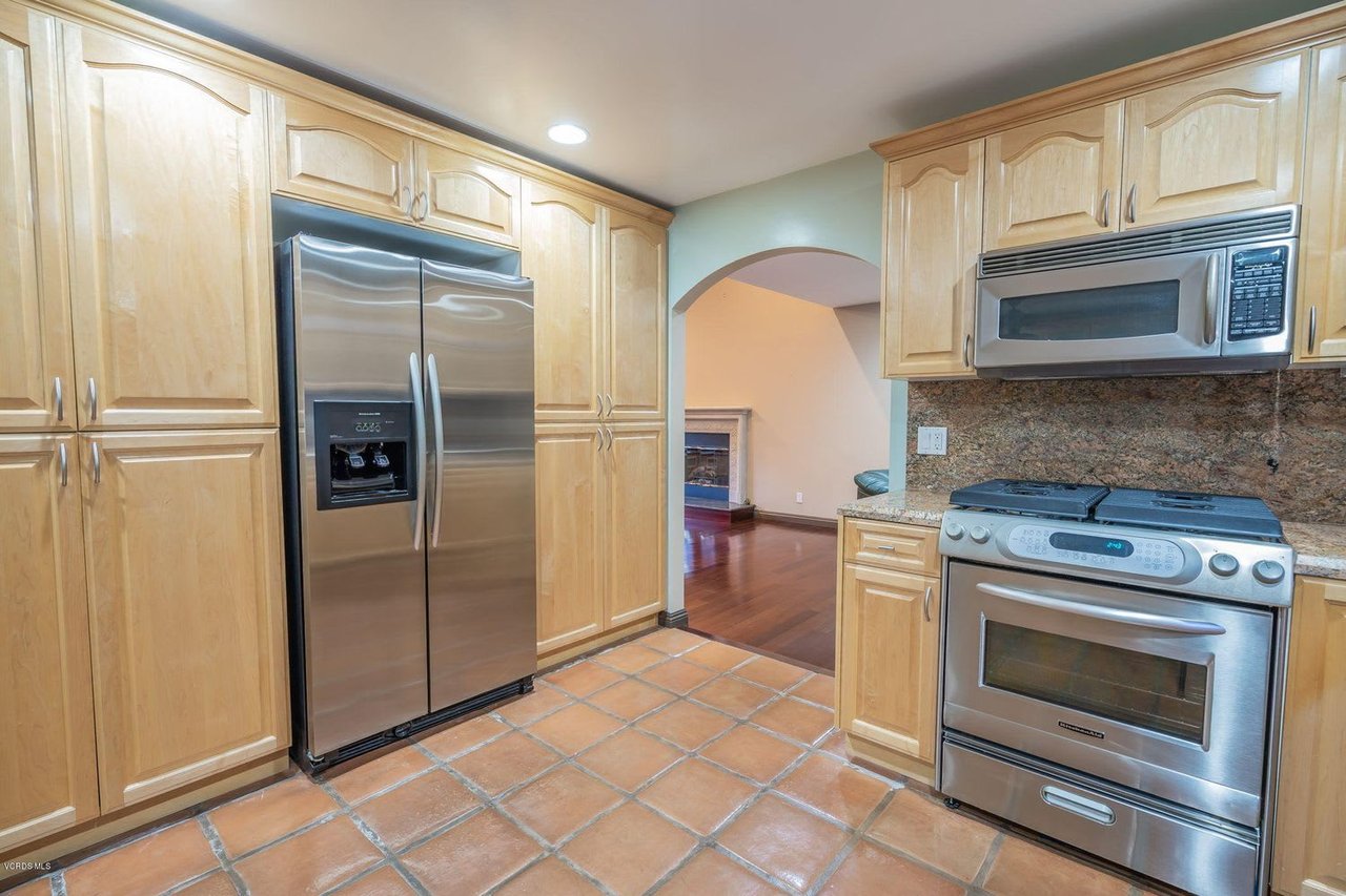 17075 Escalon Dr