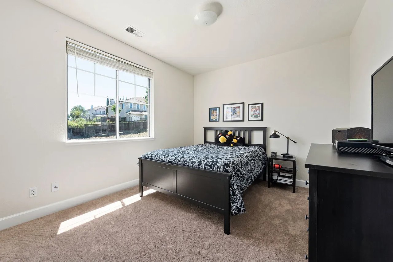 3800 Venus Ct