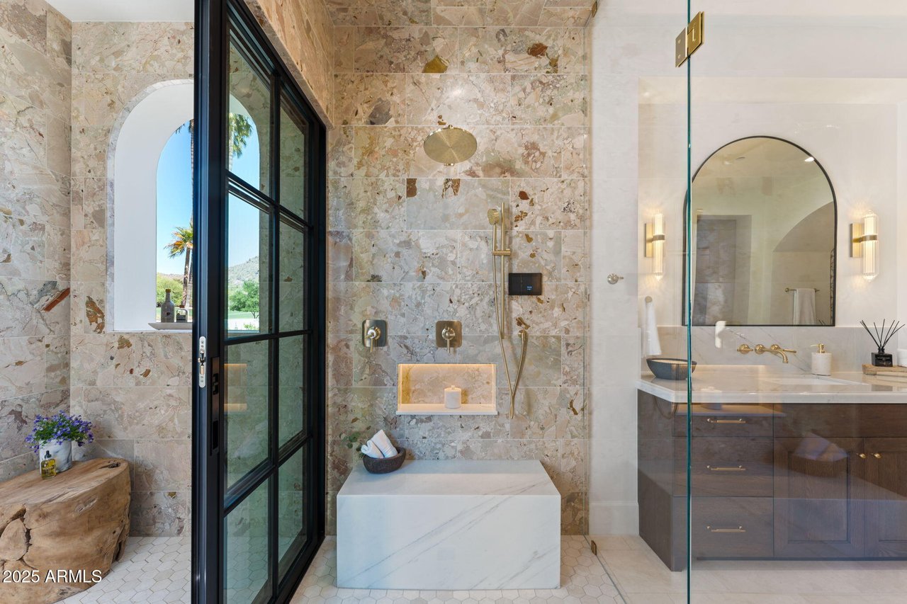 7501 N Eucalyptus Dr