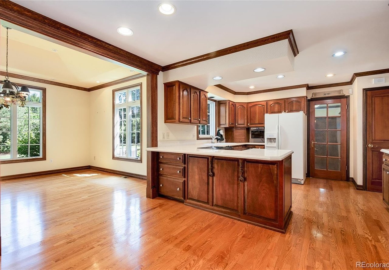 8 Meadowview Lane