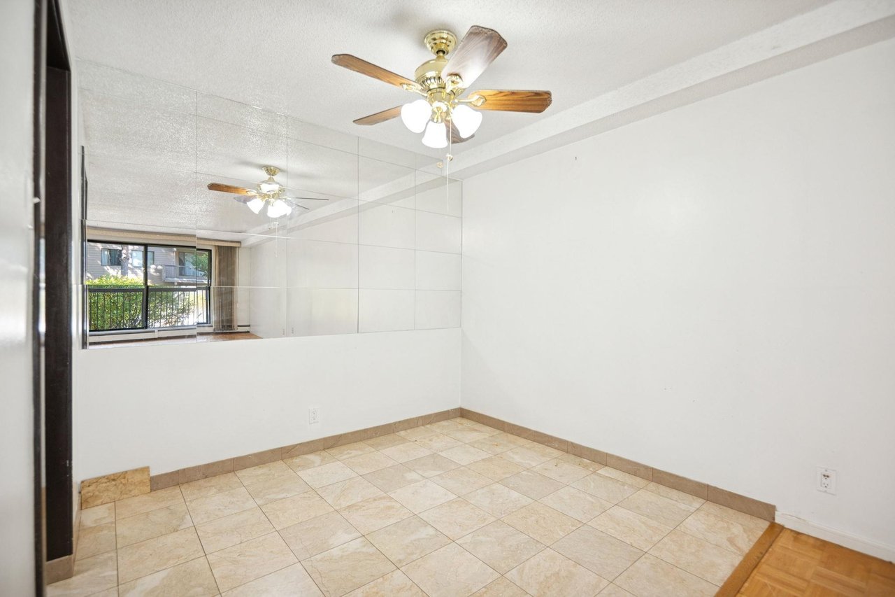 134-8411 Ackroyd Rd