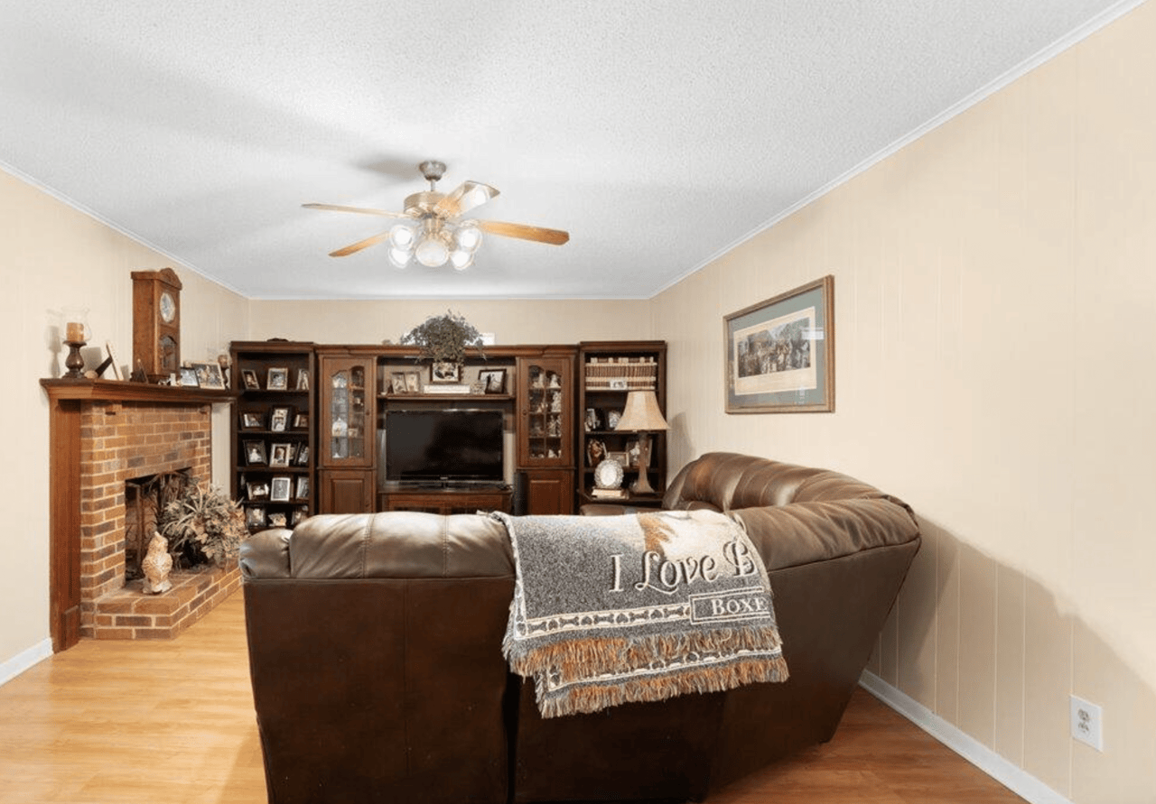 285 Pressley Rd