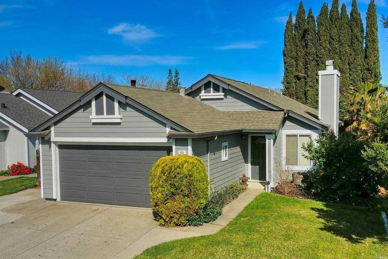 833 Celestine Circle
