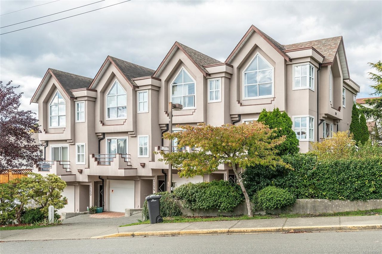 391 Burnside Rd