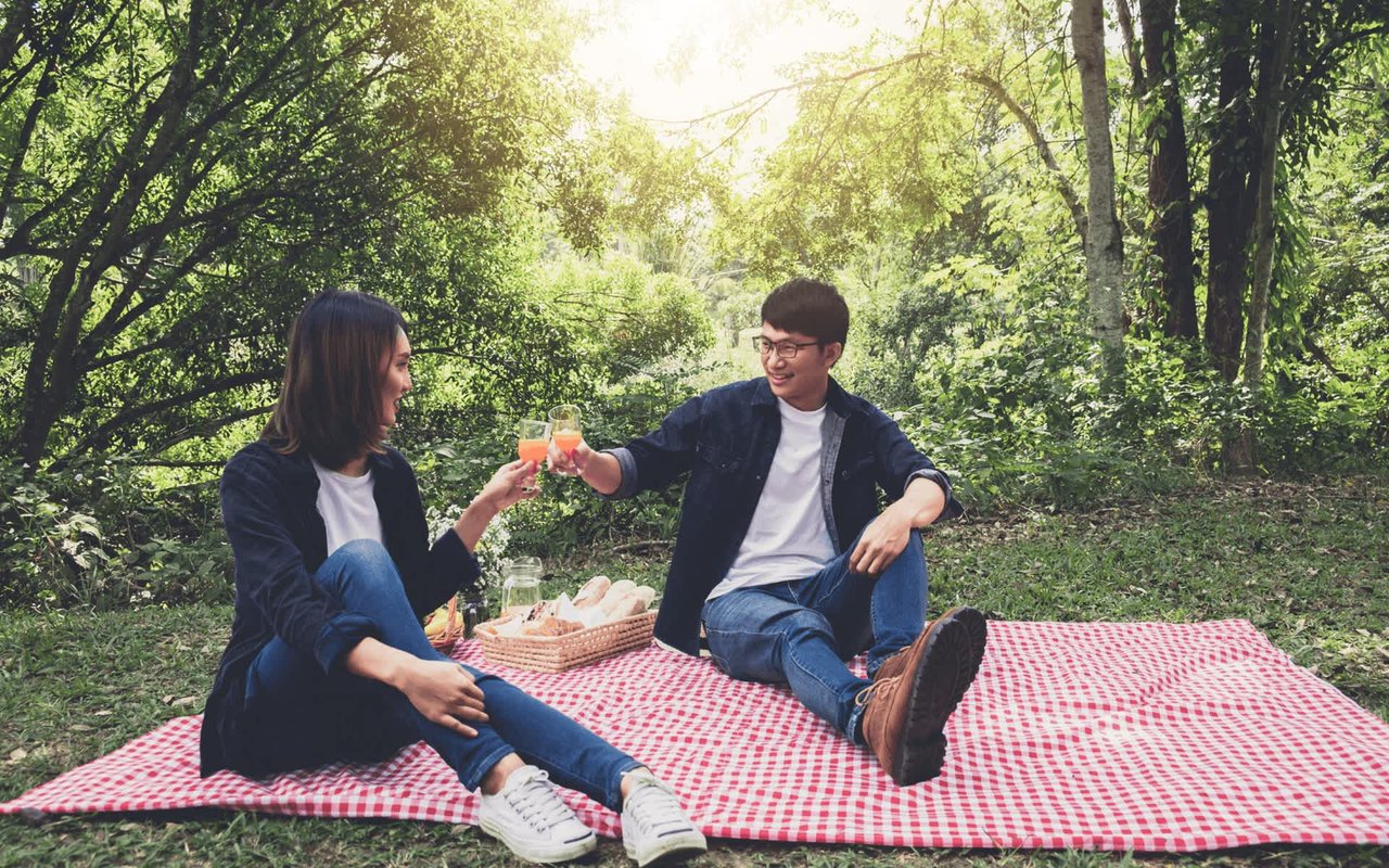 Hit Refresh on Your Relationship – 11 Quick and Easy Date Night Ideas