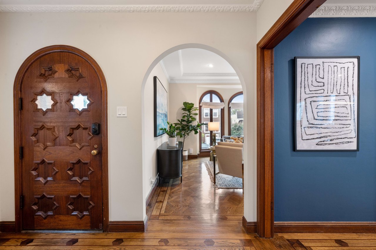 Stylish & Modern Mediterranean