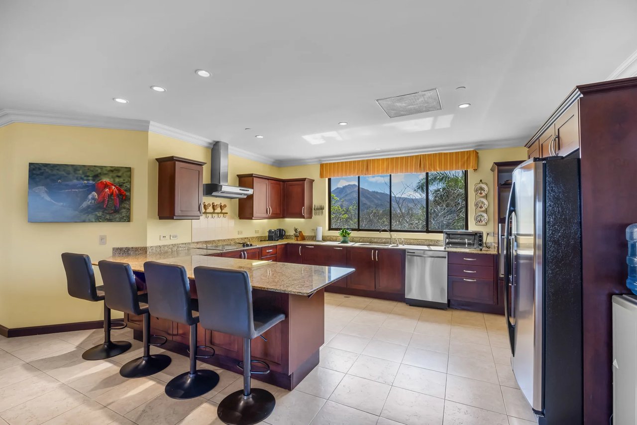 Ocean View Resort Condo, Conchal, Guanacaste