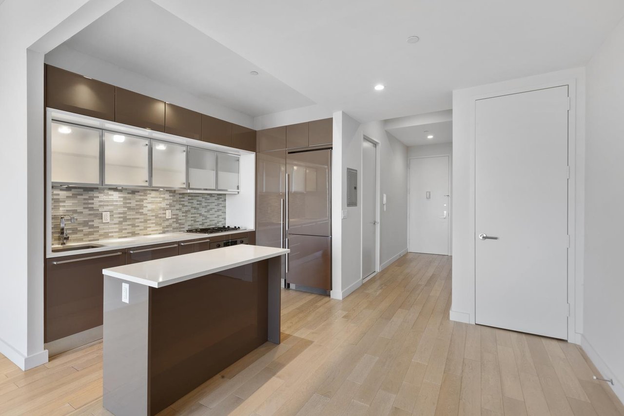 75 Wall Street, Apt 32-Q