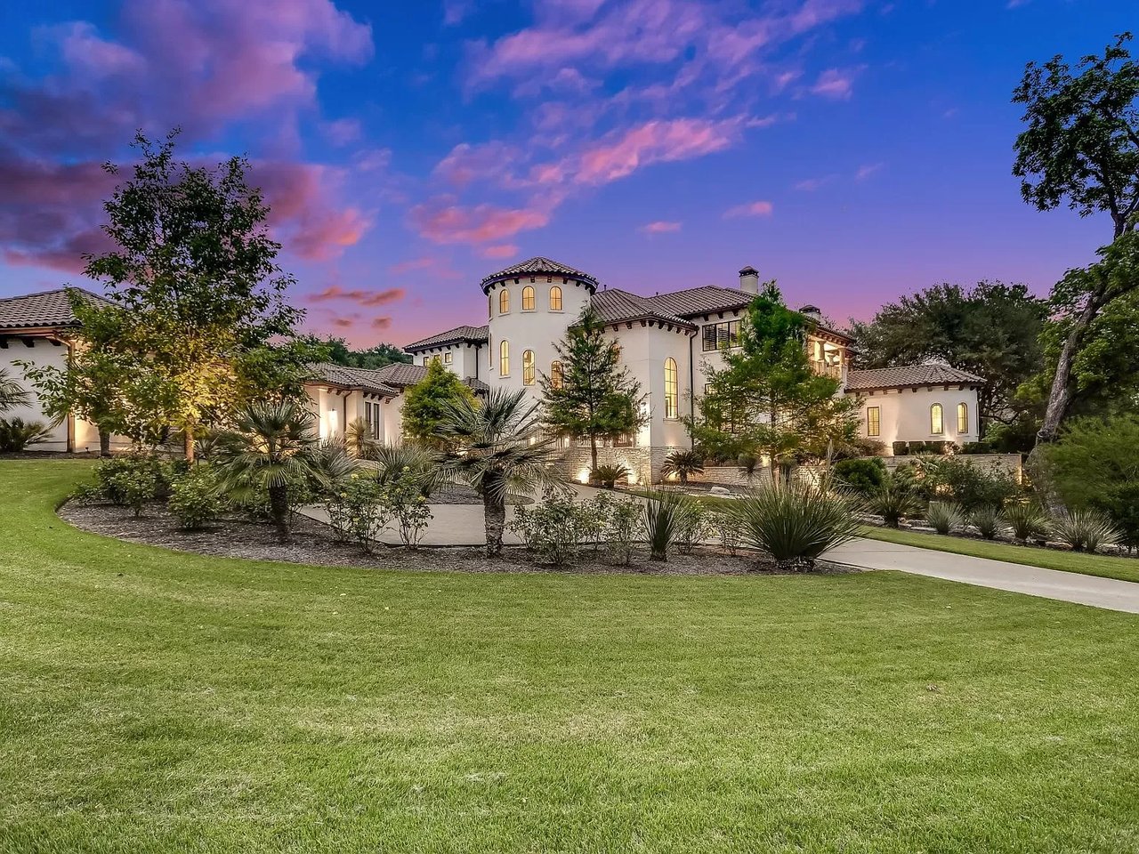 7921 Big View Dr