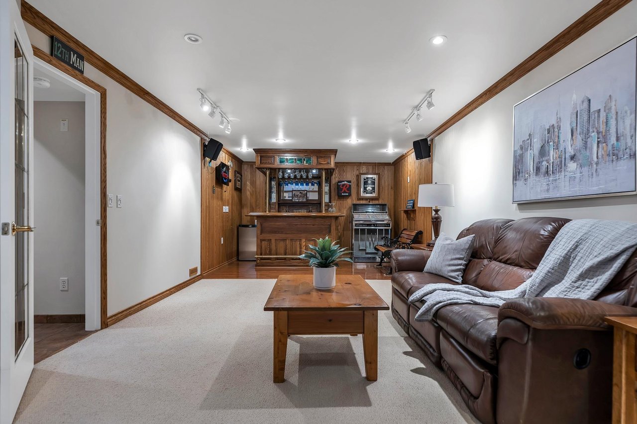 41-101 Parkside Dr