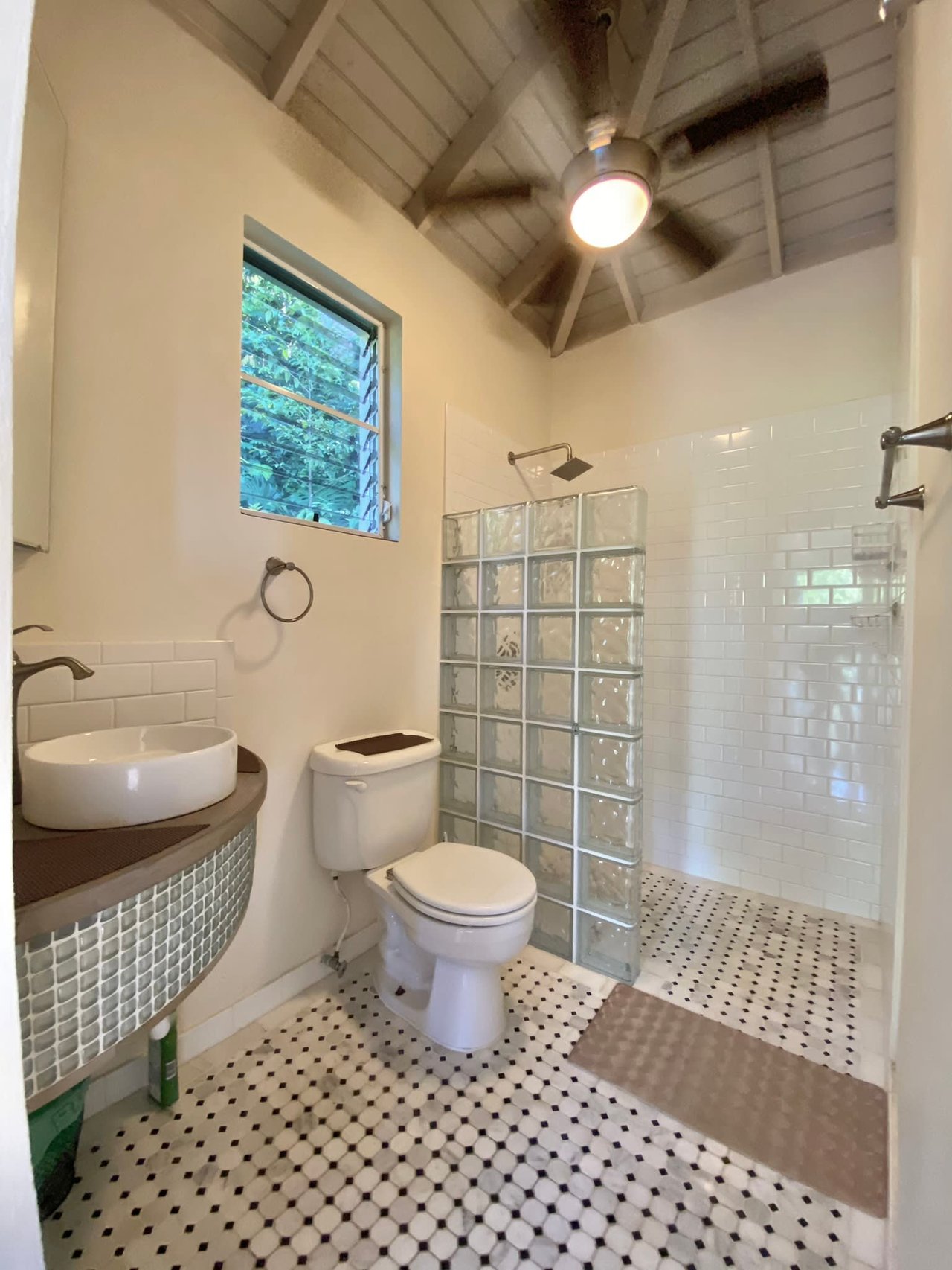 501 Shannon Estate 1 Bedroom Home