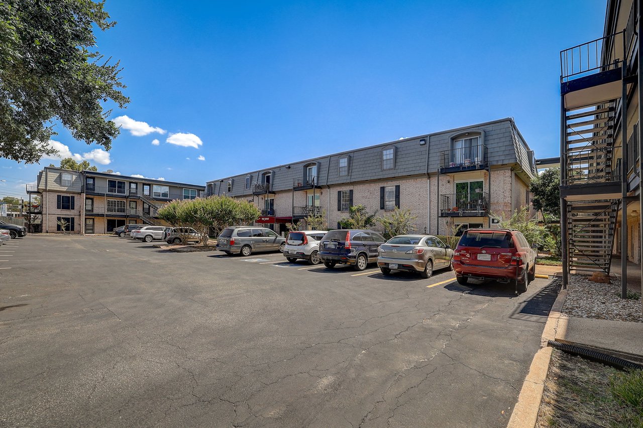 2425 Ashdale Dr #24, Austin, Texas 78757