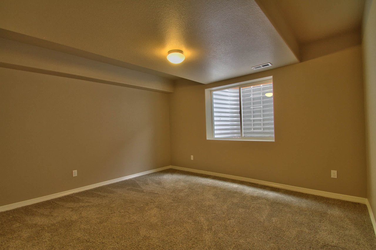 The Cutler (2 Bedrooms on main floor)