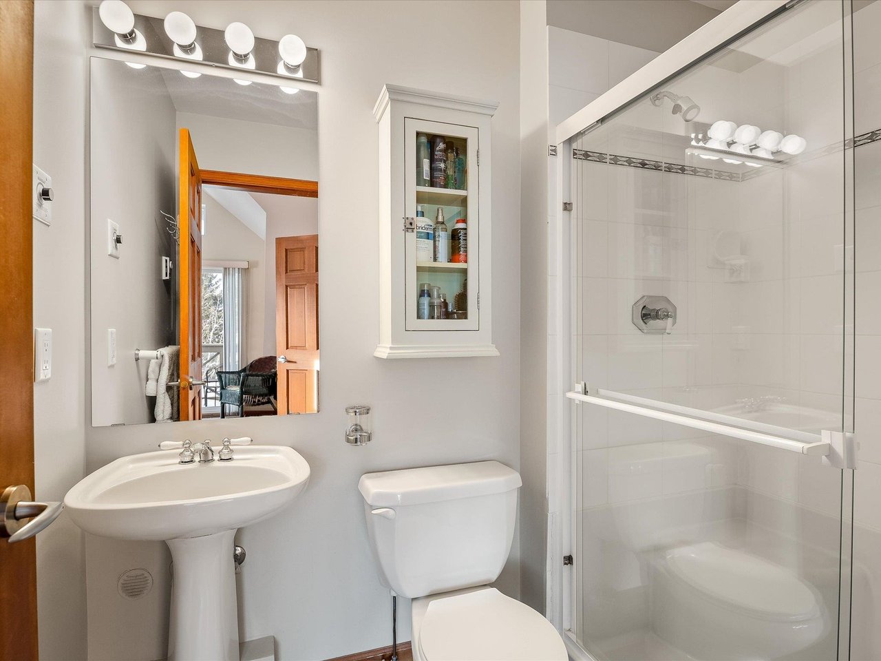 310-3300 Ptarmigan Pl