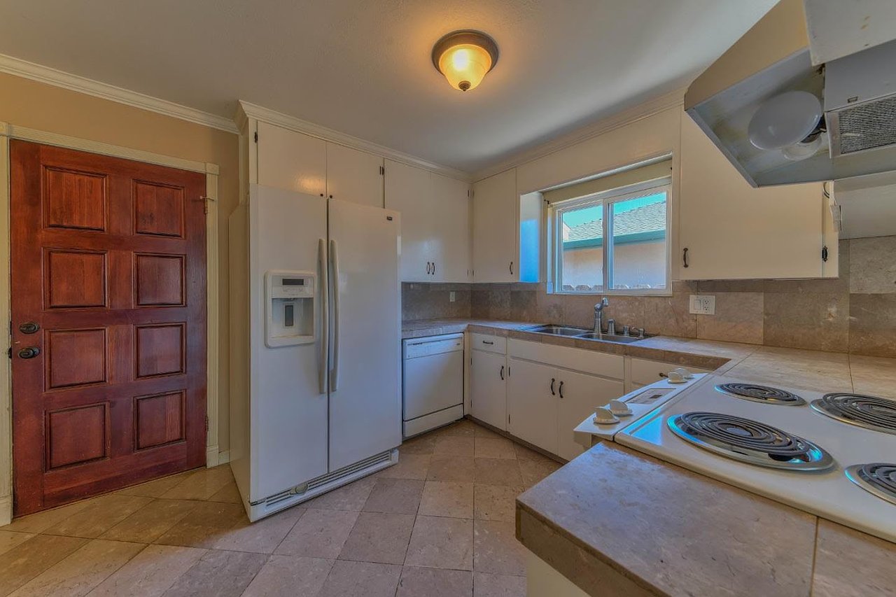 780 Saratoga Dr