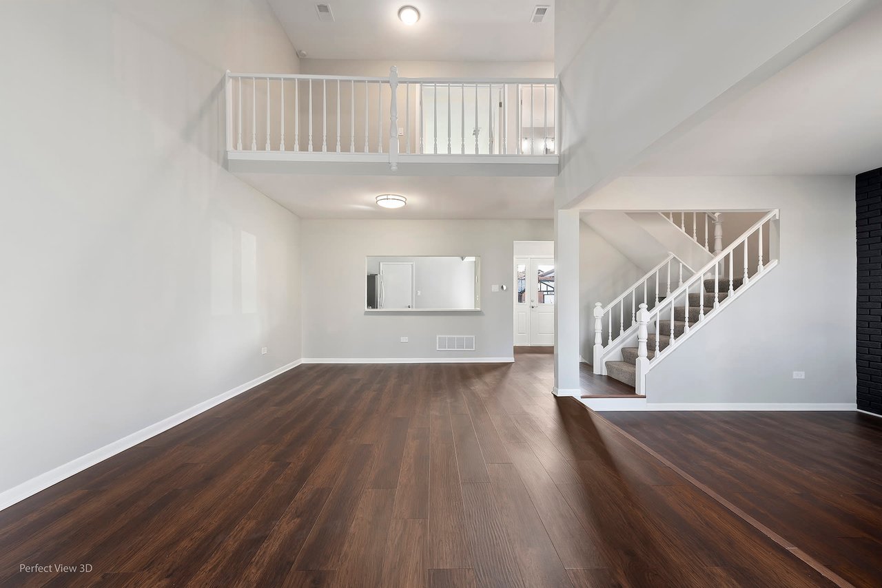 1506 Columbia Ct, Elk Grove Village, IL 60007