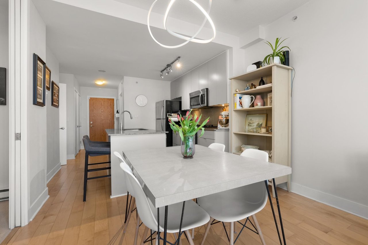 313-298 E 11th Avenue, Vancouver