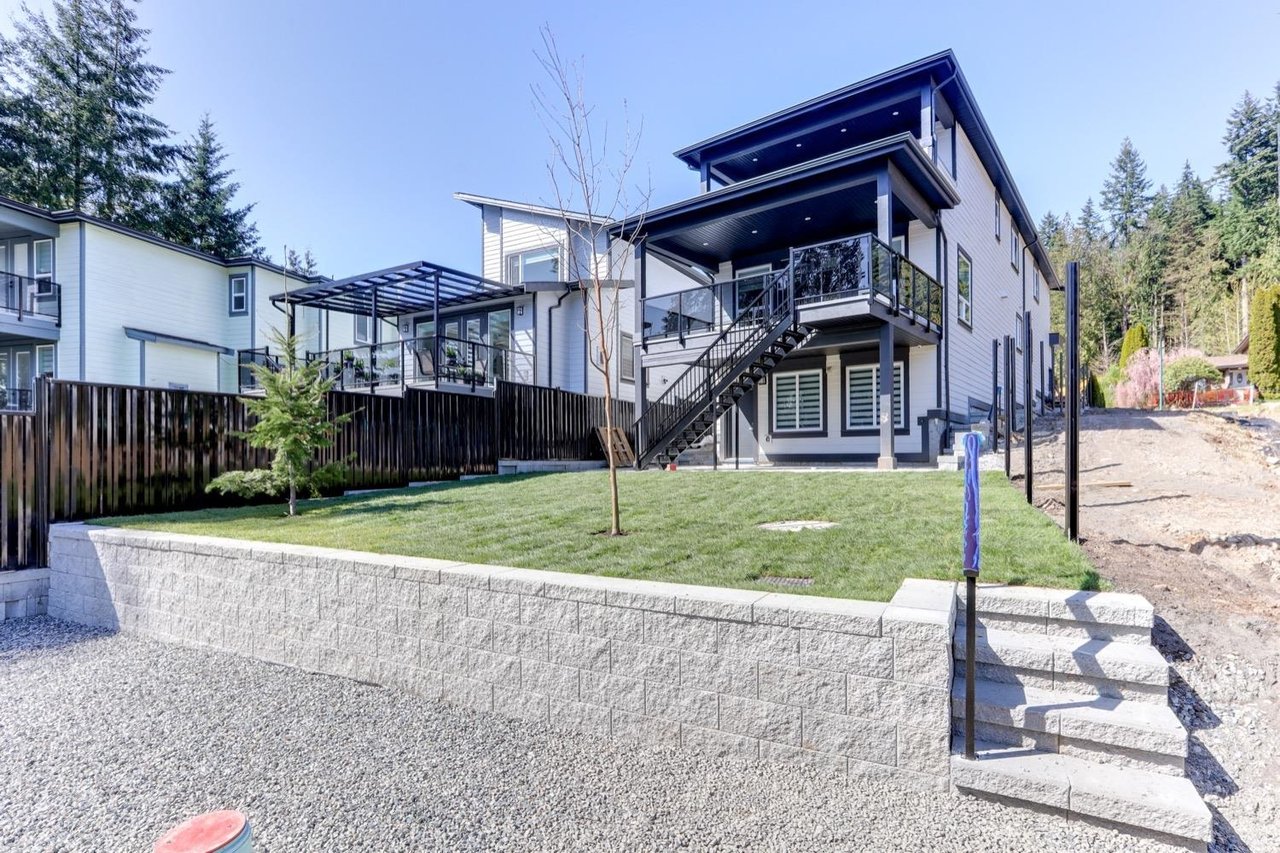 3504 Highland Dr