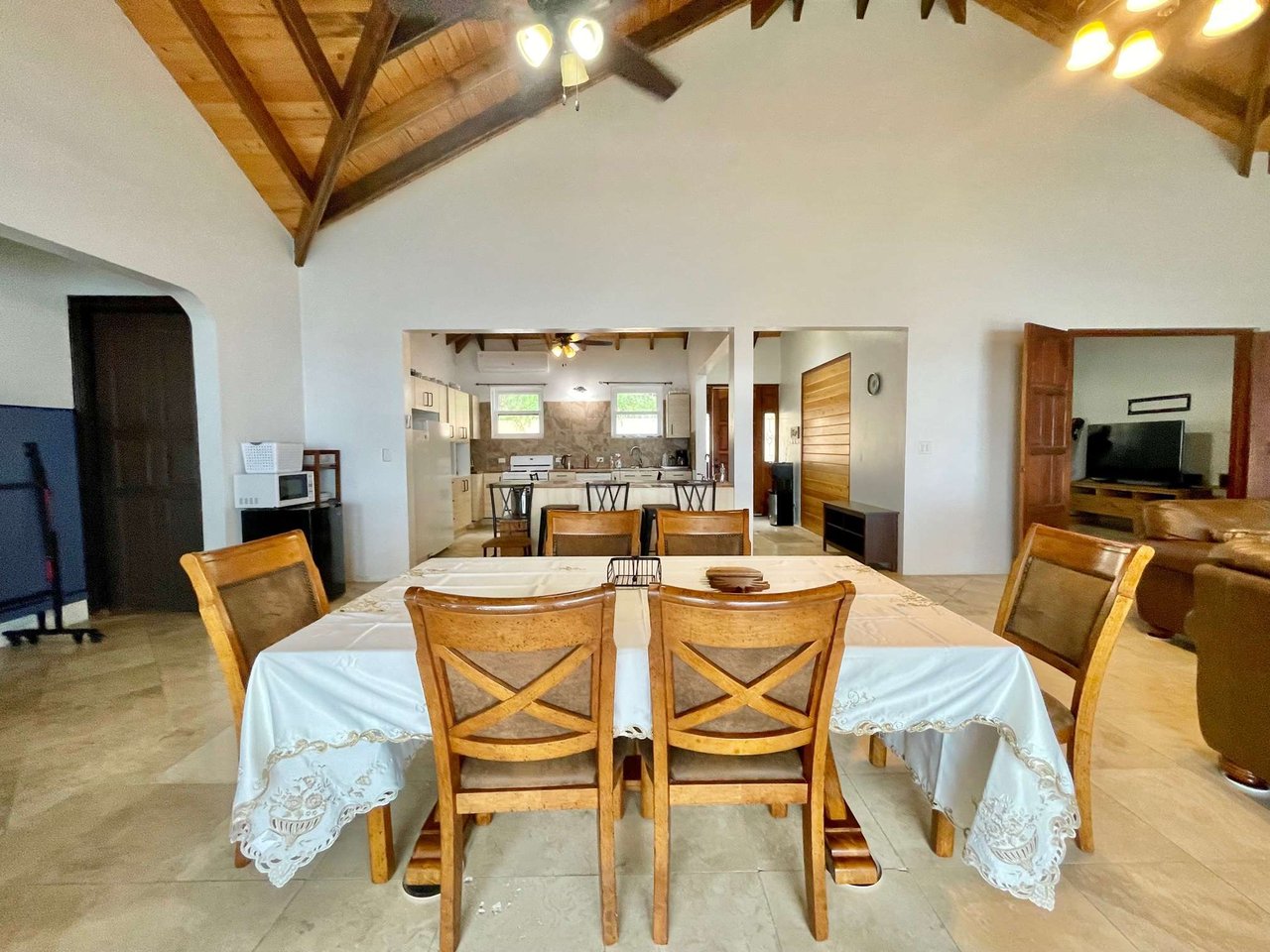 209 Havers 3 Bedroom Apartment