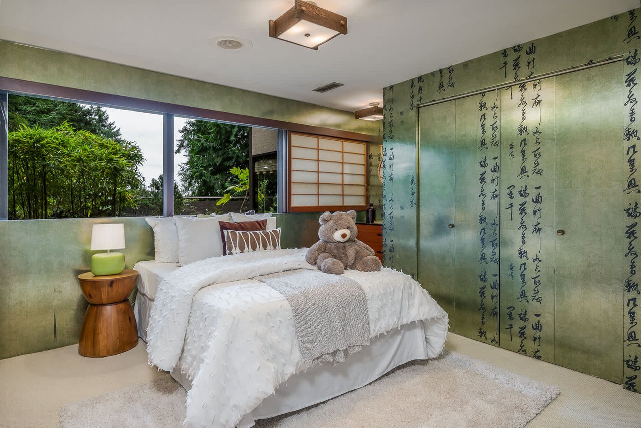 Midcentury in Lake Forest Park