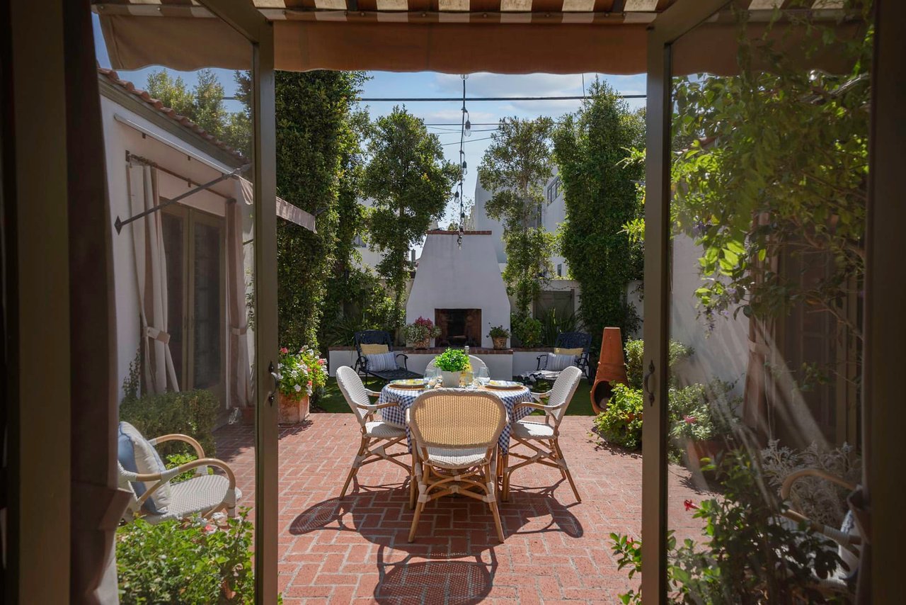 811 10th Street