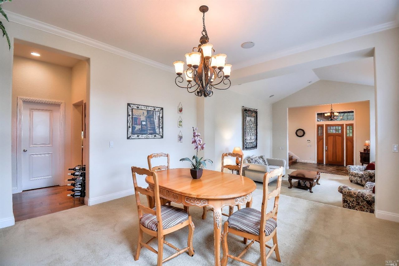 824 Olive Glen Ct