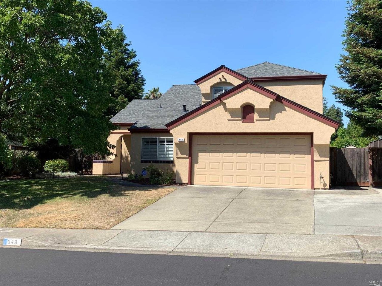 649 Daffodil Drive