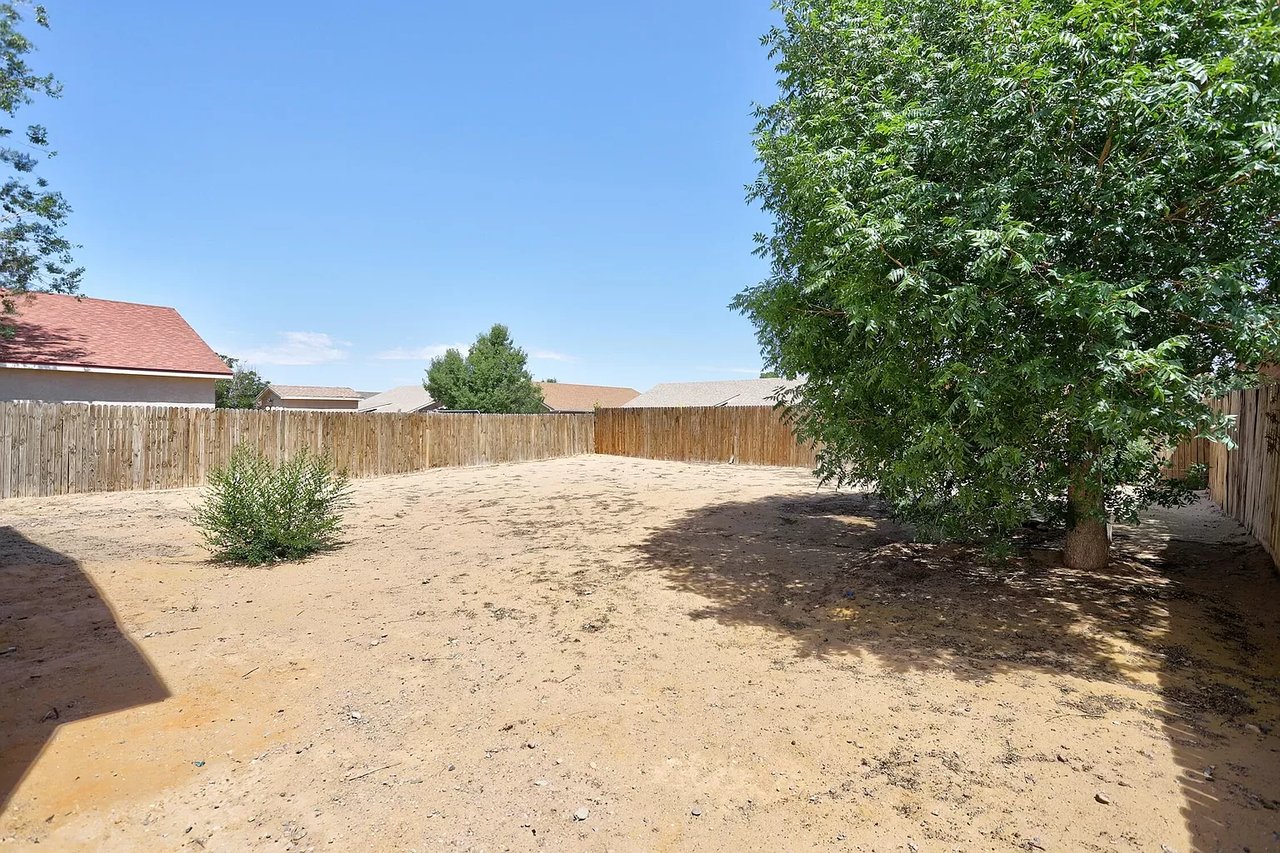33 Violeta Place Los Lunas